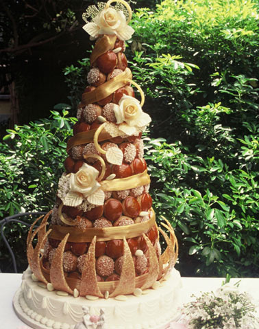 profiterole wedding cake, french wedding cake, make croquembouche cake, profiterole tower cake, croquembouche price